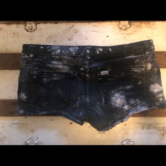 RVCA Jean shorts - Picture 2 of 3